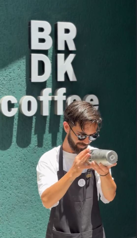 Bardak Coffee latte